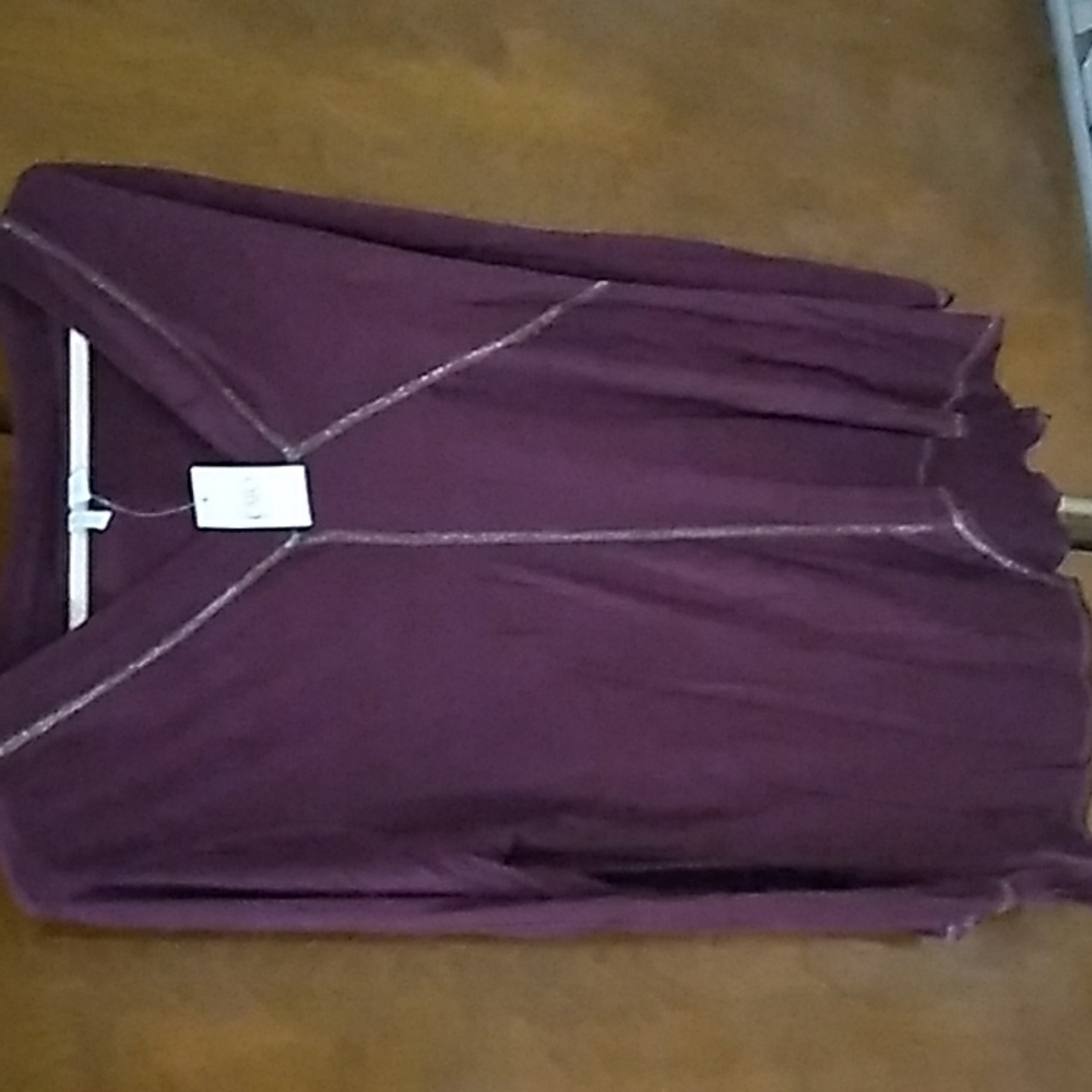 Shark-bite 🦈 Tunic - Picture 2 of 6